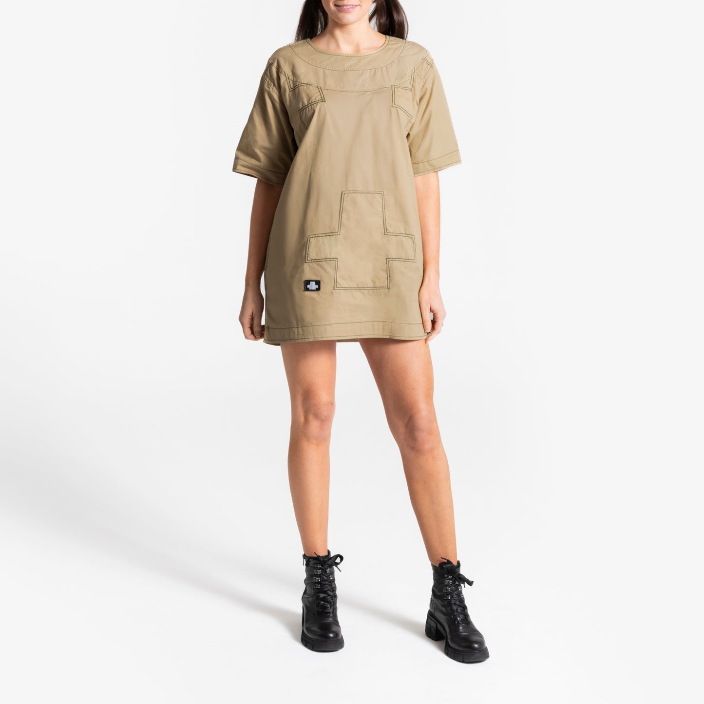 ROBE COURTE URBAINE